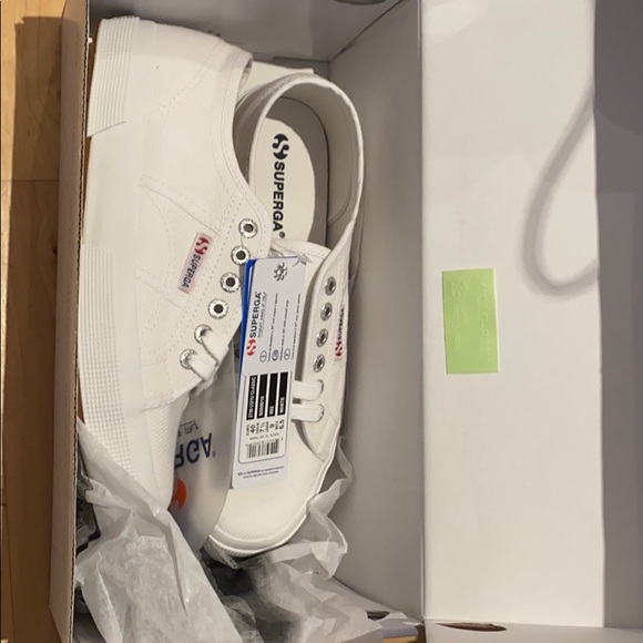 Superga Shoes - NWT superga white sneakers